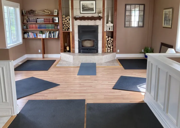 UB Yoga, Yoga mats on floor for class